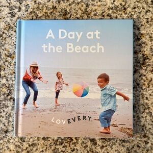 Lovevery book - A Day at the Beach